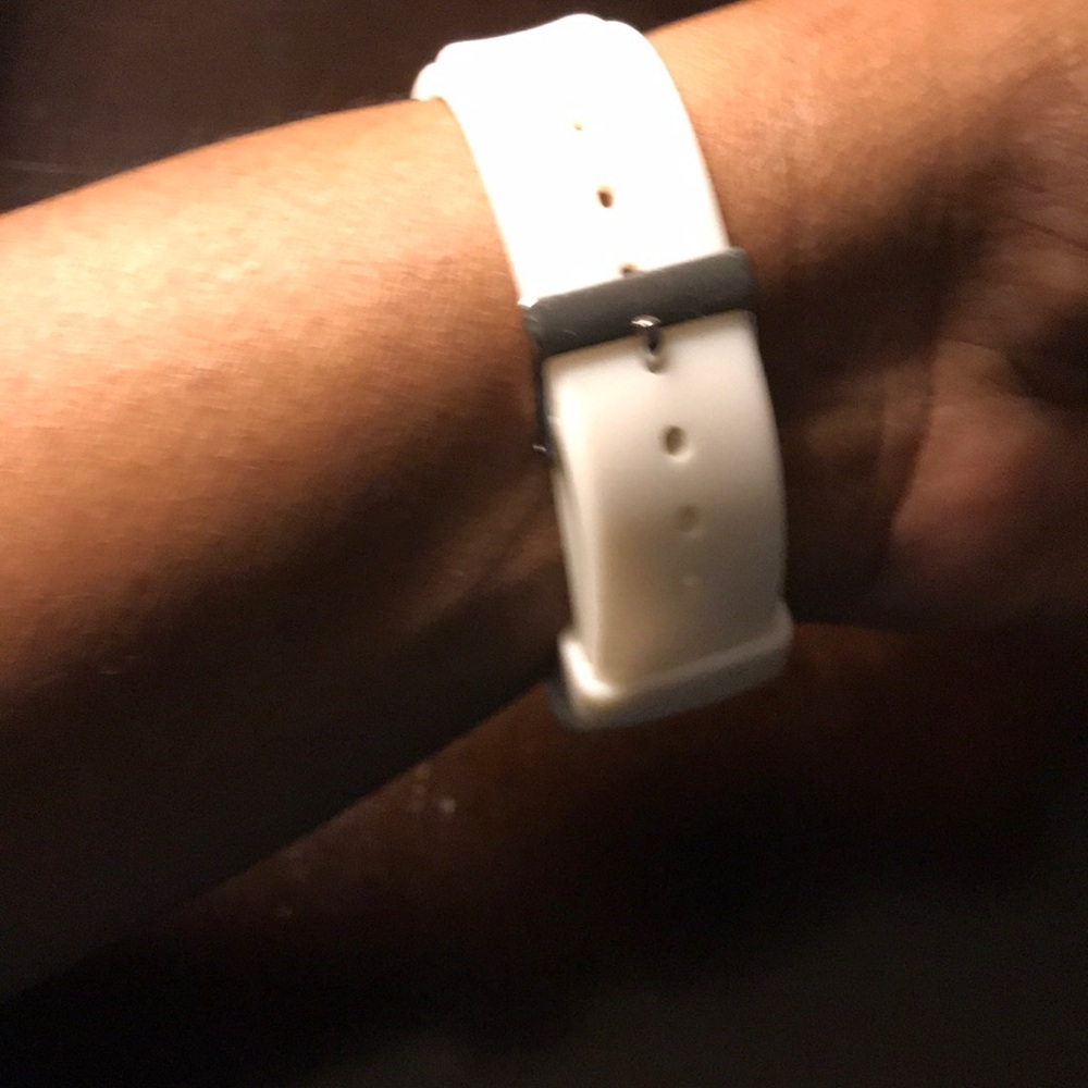 Guess Watch - Picture 2 of 4